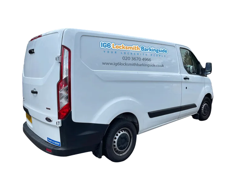 IG6 Locksmith Barkingside van